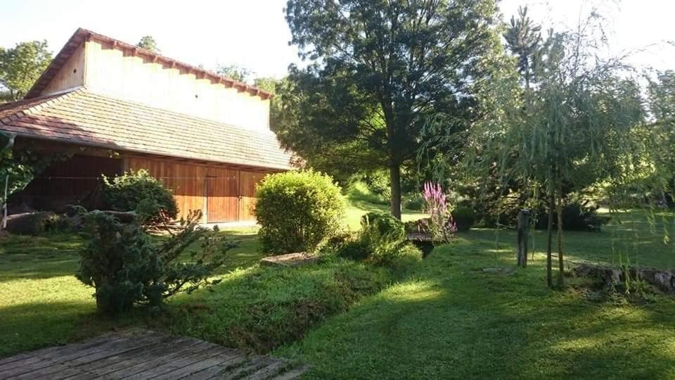 Nyugalomsziget Βίλα Kotcse Εξωτερικό φωτογραφία